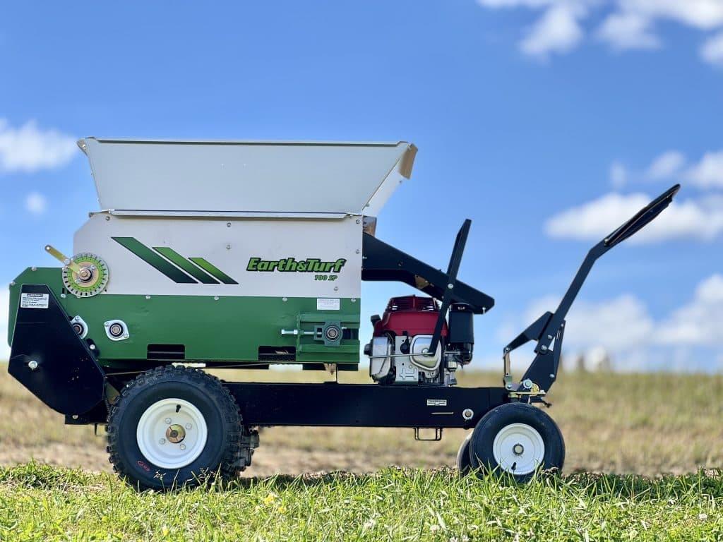 Rental store for top dresser self proppelled in Seattle, Shoreline WA, Greenlake WA, Lynnwood WA, Greater Seattle metro