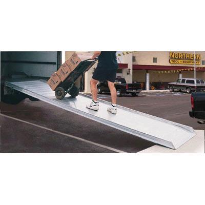 Where to find ramp loading moving 14 foot in Seattle
